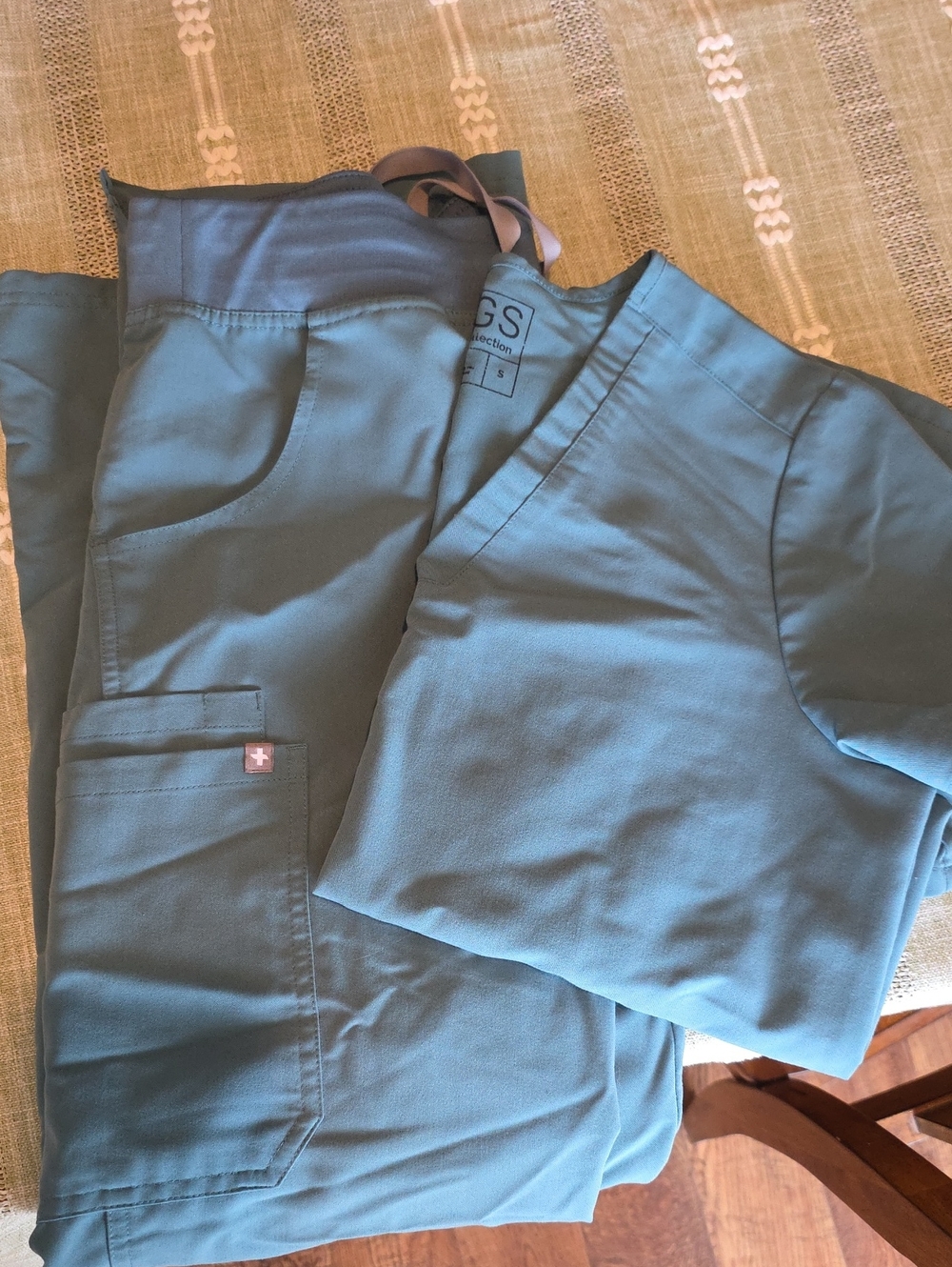 Figs Teal Scrub Set - Women's Pants & Top